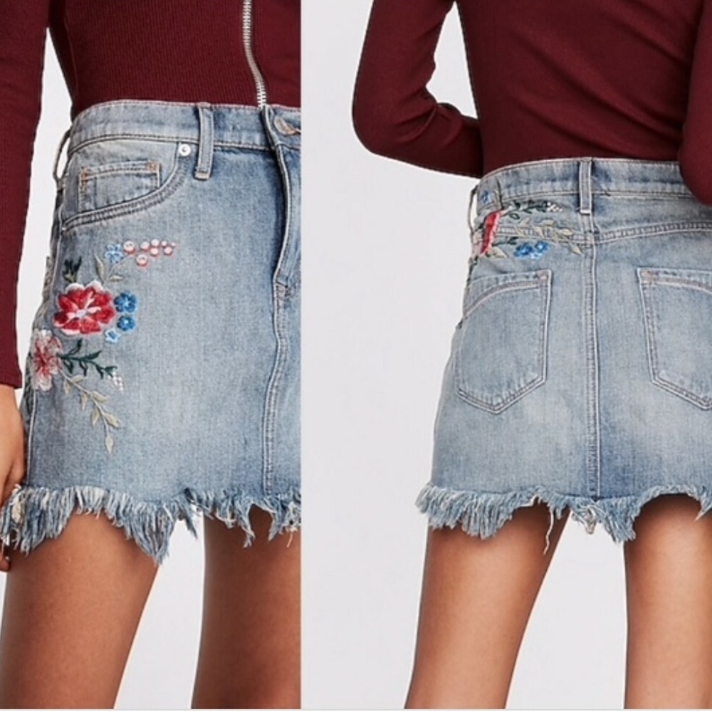 NWT Express Floral Embroidered Denim Mini Skirt $59